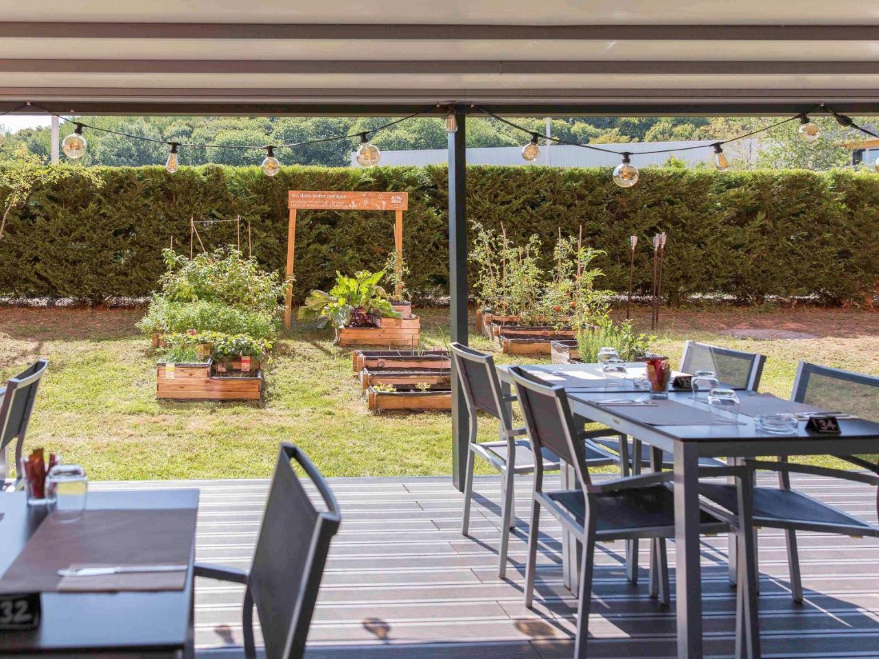 Ibis Budget Lyon Est Chaponnay Exterior photo