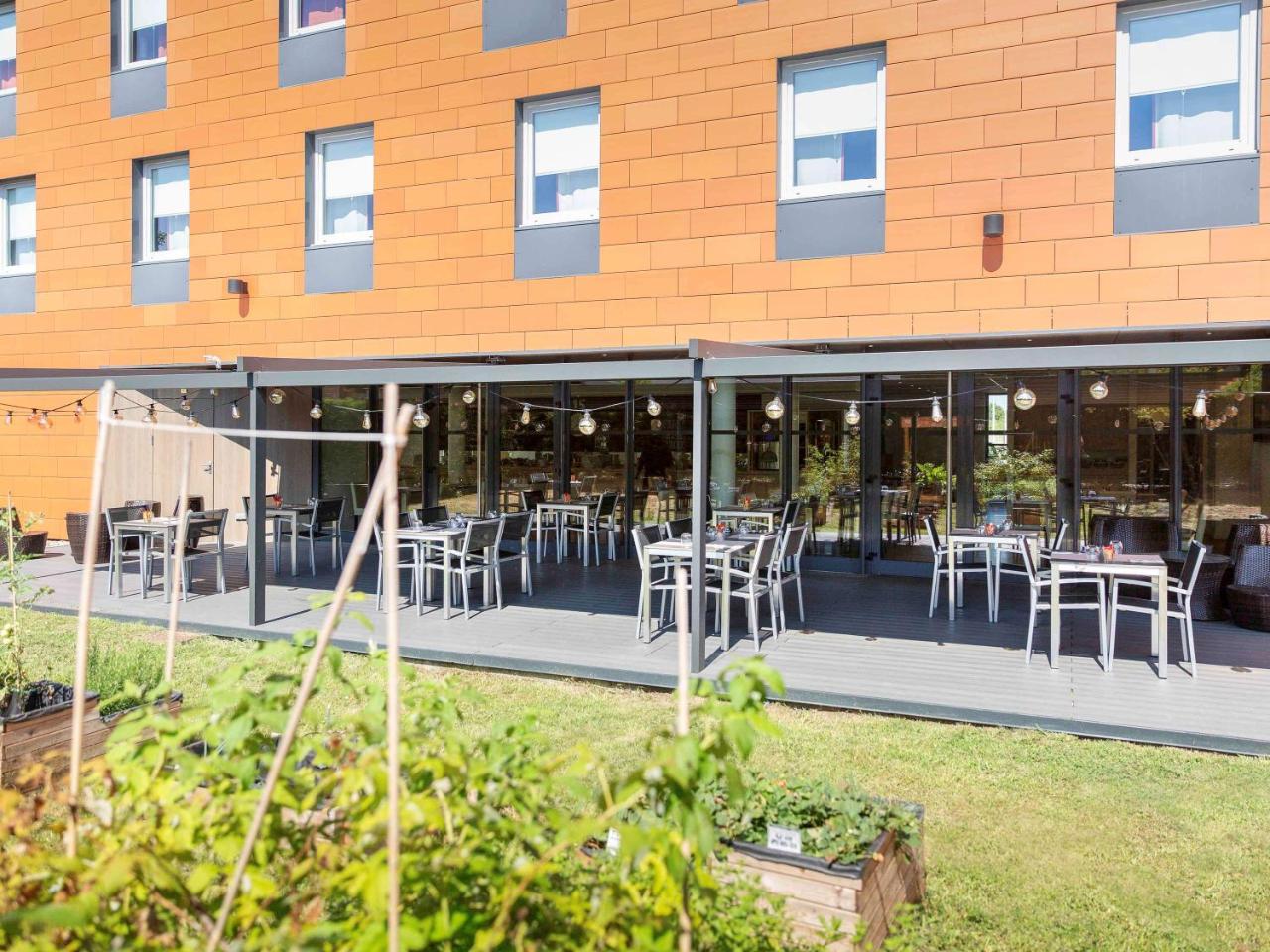 Ibis Budget Lyon Est Chaponnay Exterior photo
